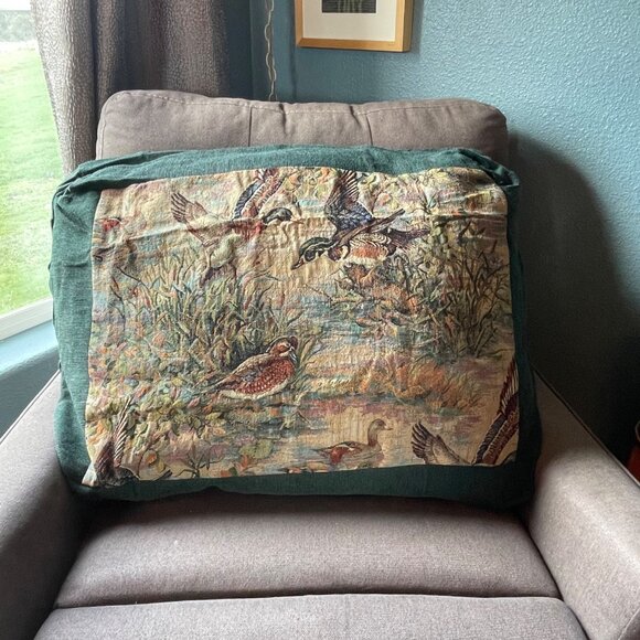 Siscovers for the Home Large Tapestry Pillow Mallards Flying In Wetlands 28x21x9 - Picture 7 of 7
